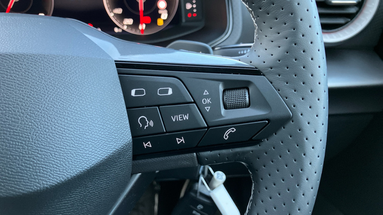 SEAT Arona 1.0 TSI 115 FR Sport 5dr DSG Petrol Hatchback